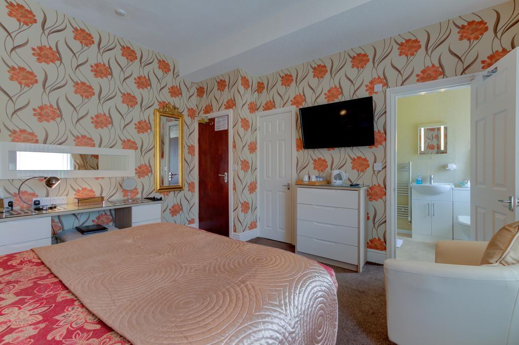 Valentine Lodge Over 21 Adult Couples Only Blackpool Eksteriør billede
