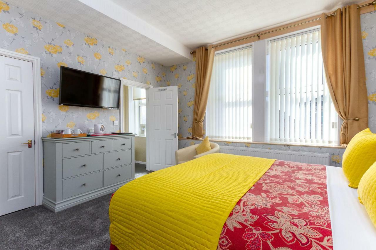 Valentine Lodge Over 21 Adult Couples Only Blackpool Eksteriør billede