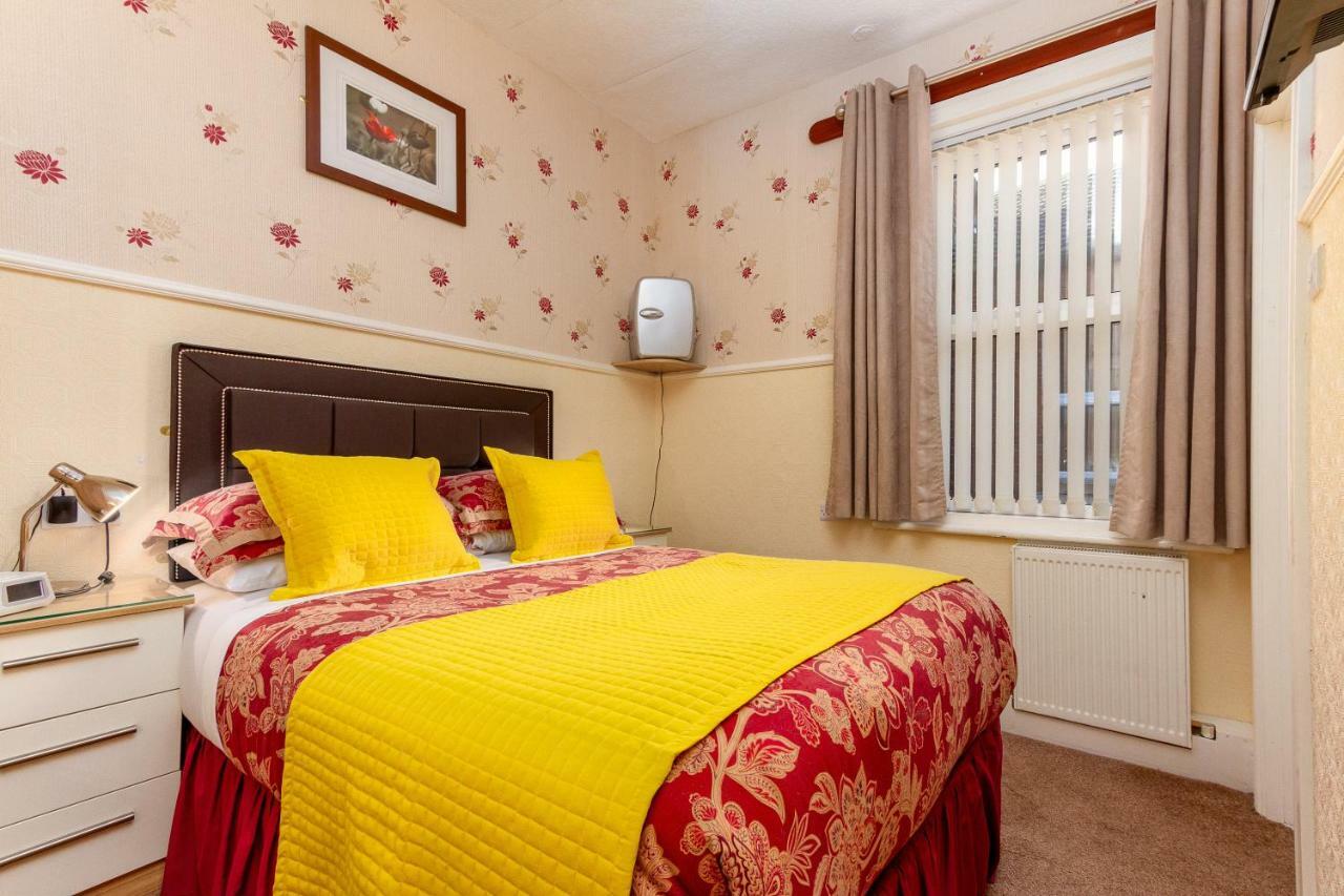 Valentine Lodge Over 21 Adult Couples Only Blackpool Eksteriør billede