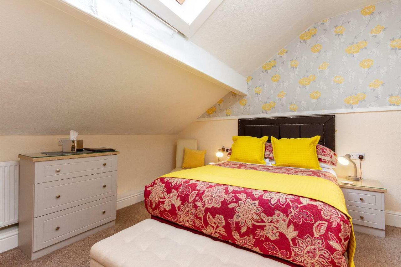 Valentine Lodge Over 21 Adult Couples Only Blackpool Eksteriør billede