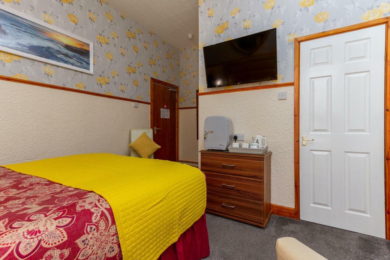 Valentine Lodge Over 21 Adult Couples Only Blackpool Eksteriør billede